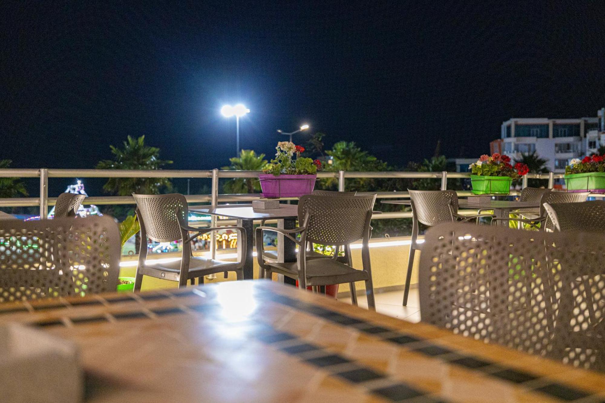 Veranda Boutique Hotel Влёра Экстерьер фото