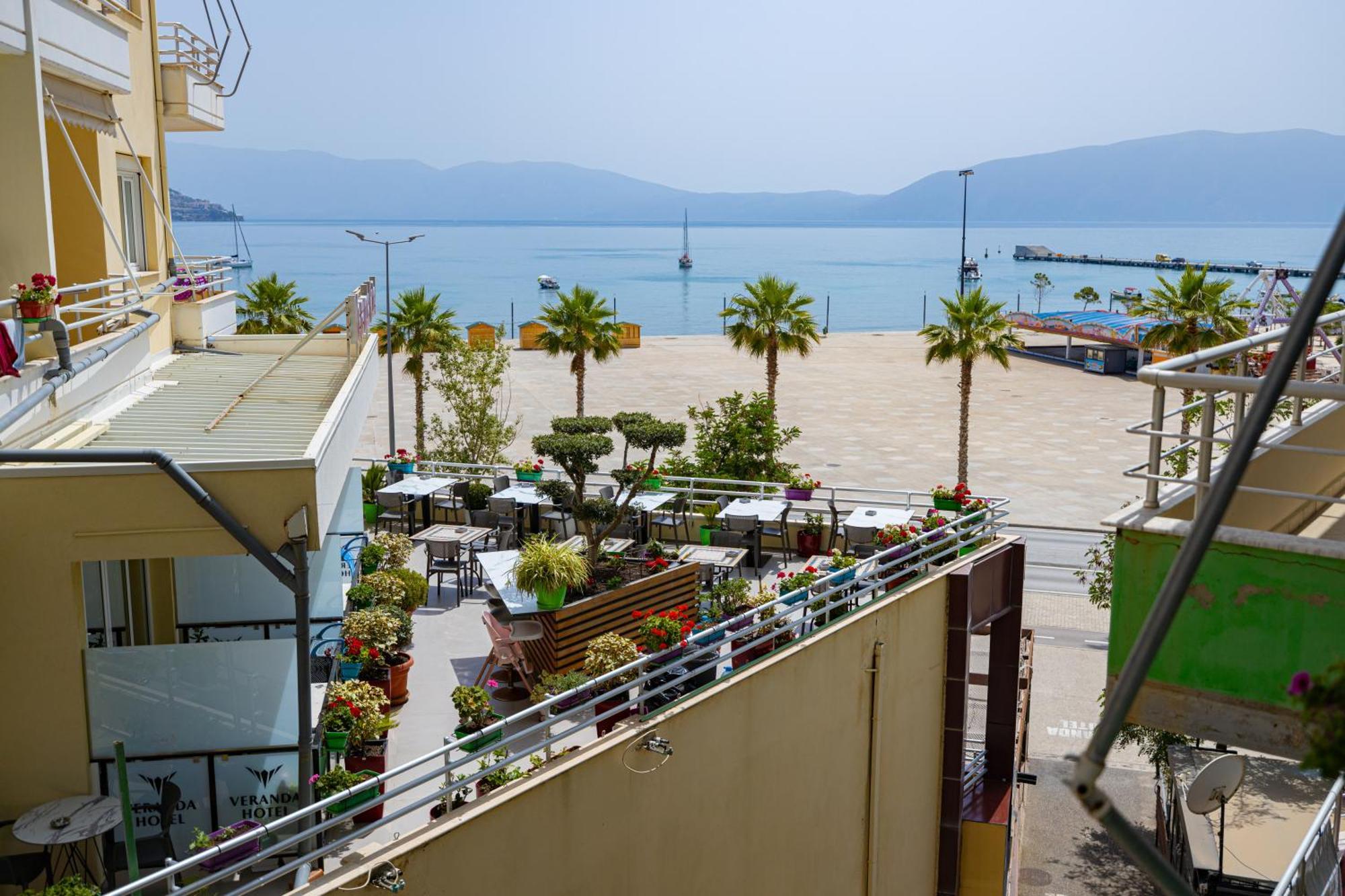 Veranda Boutique Hotel Влёра Экстерьер фото