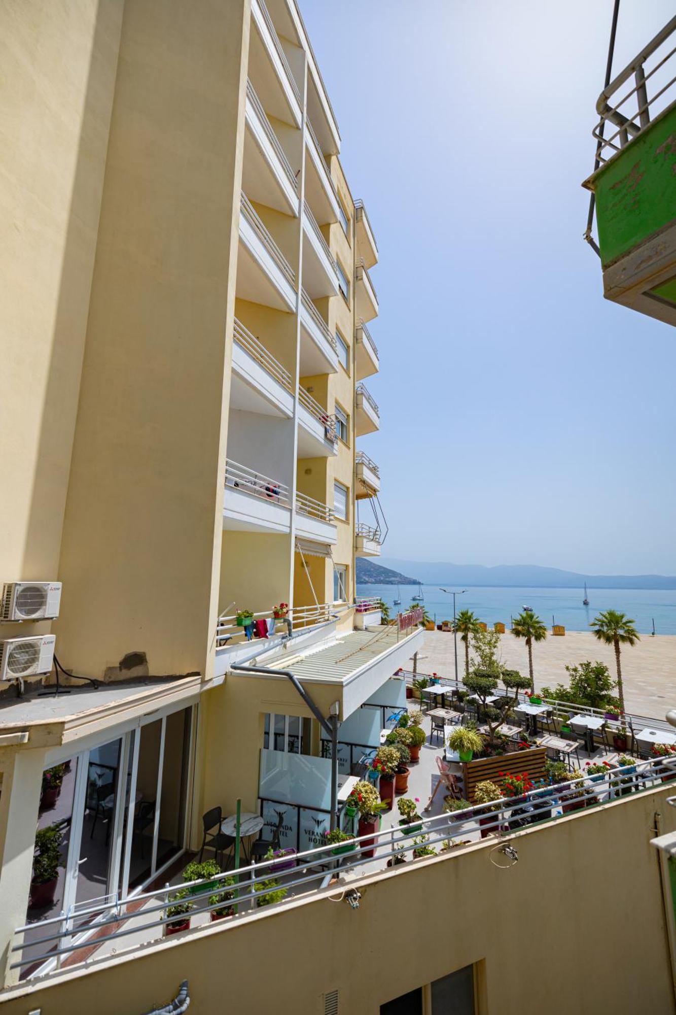 Veranda Boutique Hotel Влёра Экстерьер фото